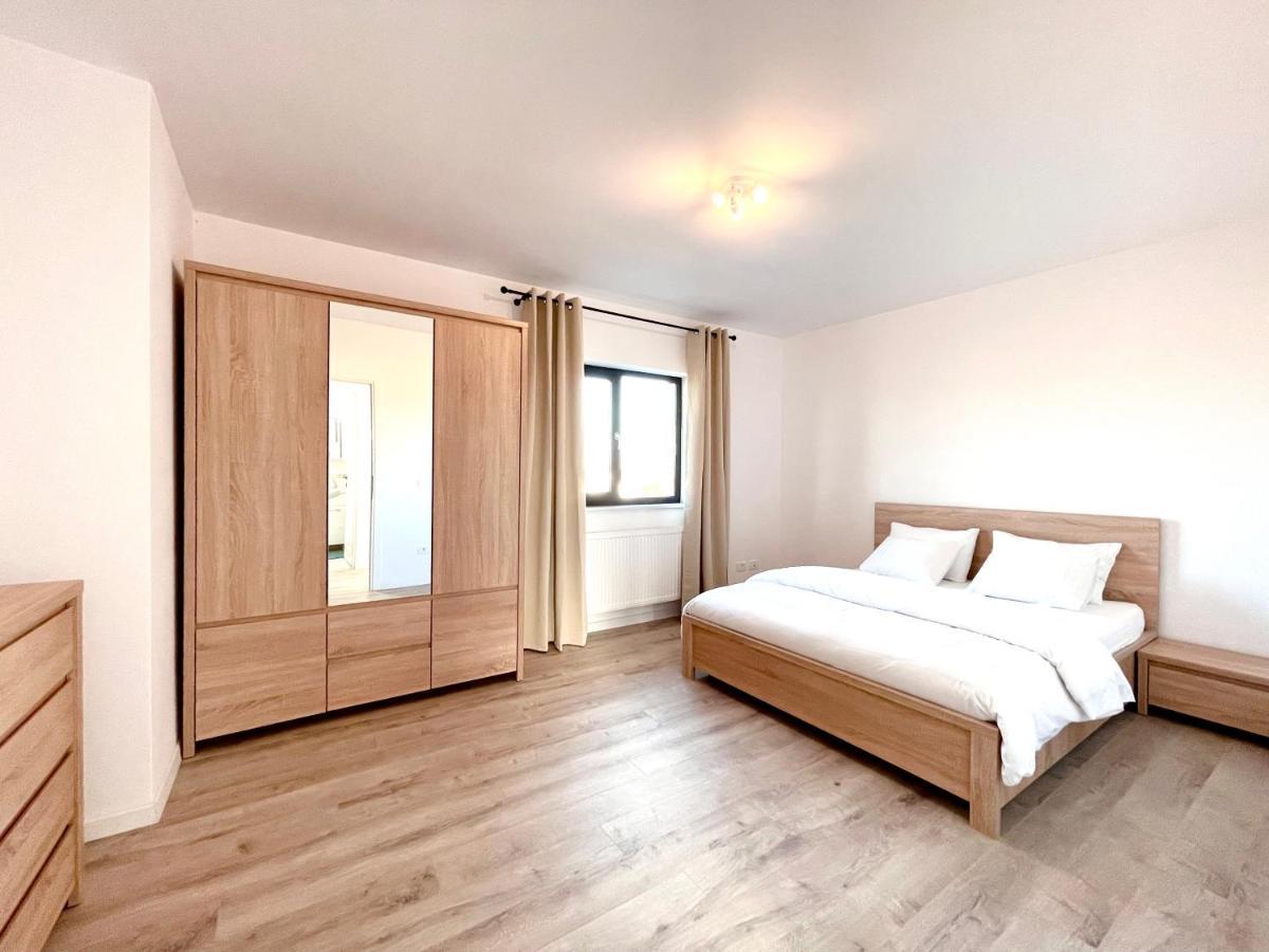 Lisaura Express Estates 아파트 외부 사진